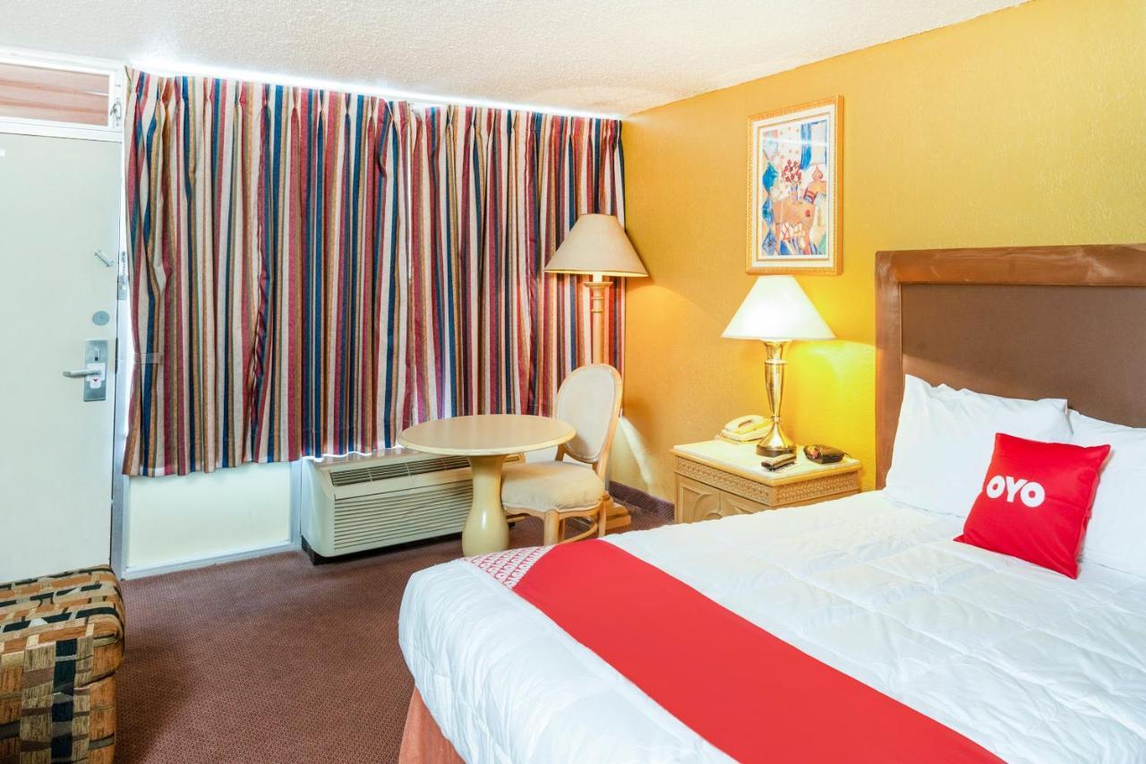 Oyo Hotel Guymon Ok Us-64 Екстер'єр фото