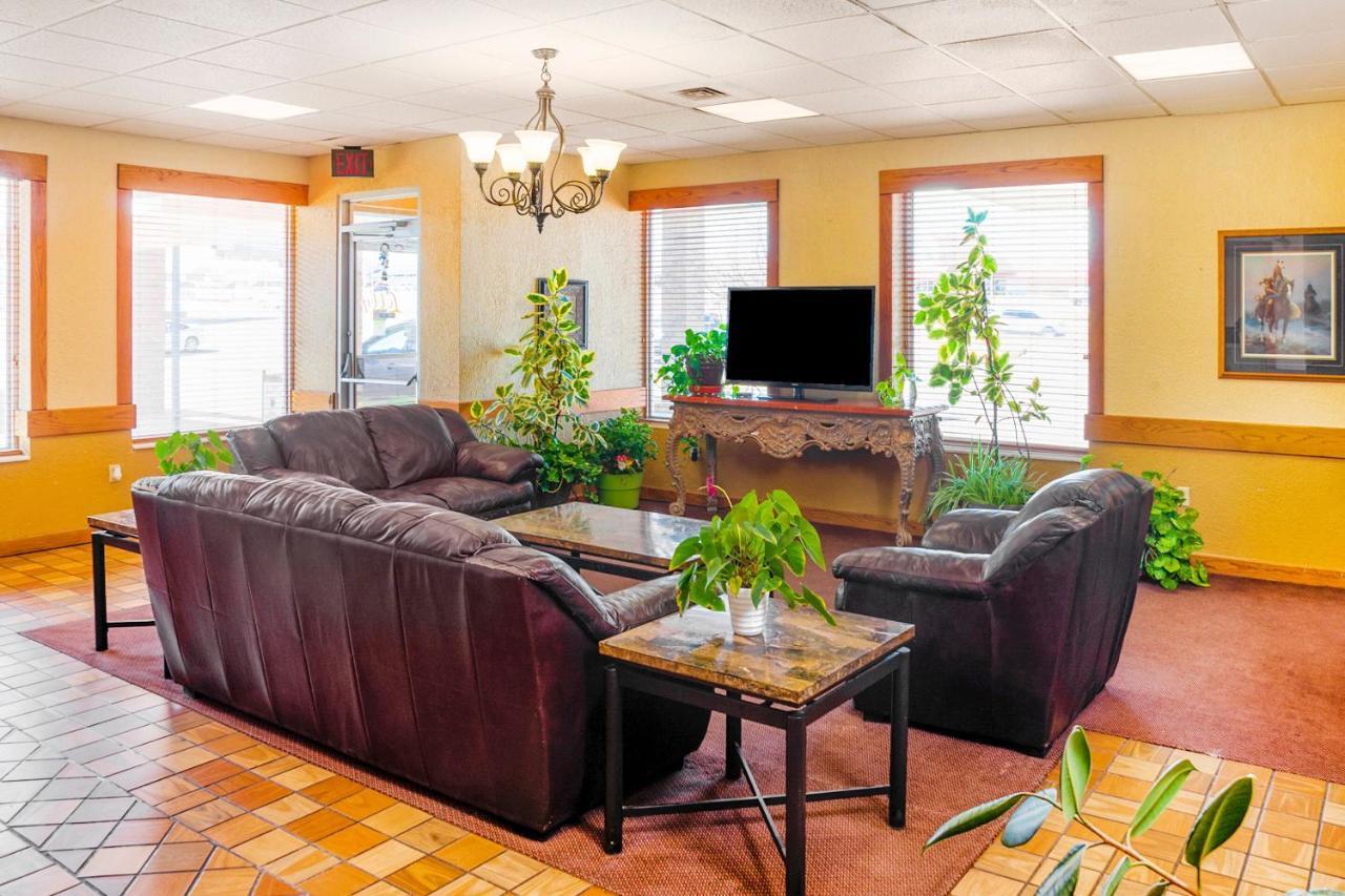 Oyo Hotel Guymon Ok Us-64 Екстер'єр фото